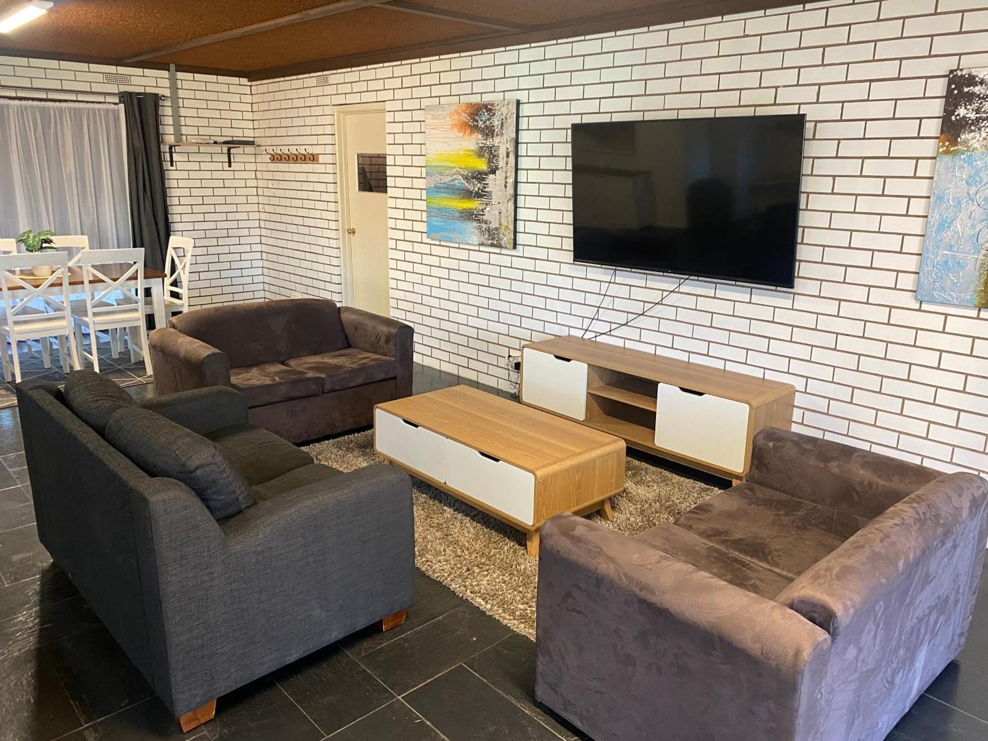 Tatura Country Motel Extérieur photo