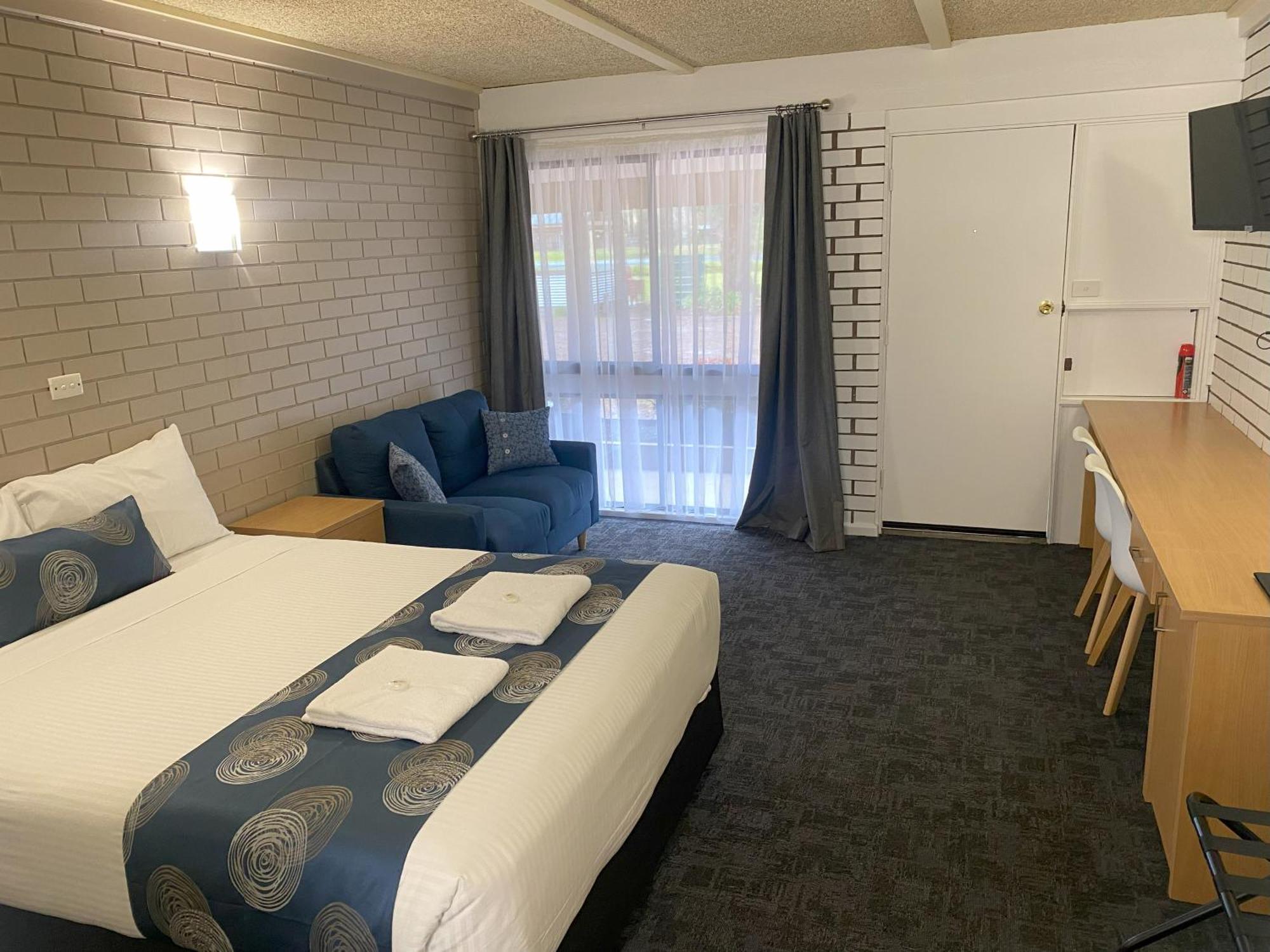Tatura Country Motel Extérieur photo