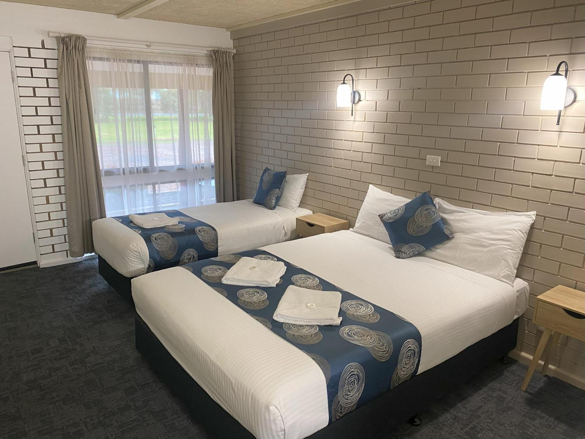 Tatura Country Motel Extérieur photo